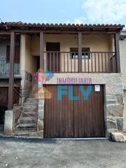 Haus in San Cibrao das Viñas