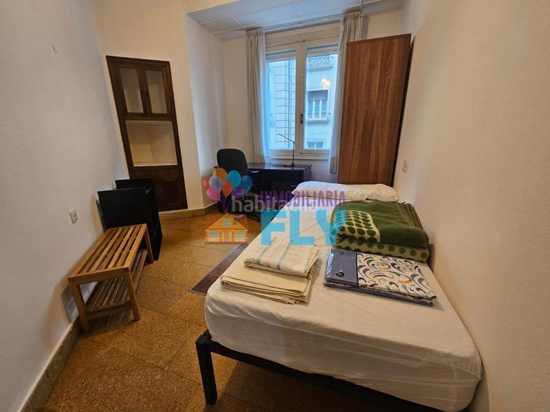 Foto efb3606f-7e57-487d-80d1-ba4f5f1c601e. Alquiler piso en Centro Ourense