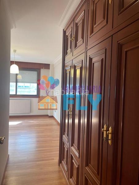 Foto 40abbb2e-5619-4ea9-92e5-db224bdbaa91. Flat with heating parking in Plaza España - Corte Inglés Vigo