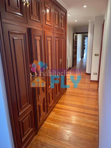 Foto 43ad858d-70e7-45c7-b0bf-2a76dad0294c. Flat with heating parking in Plaza España - Corte Inglés Vigo