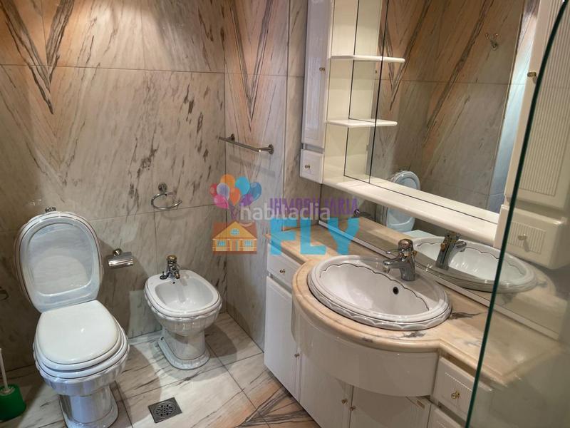 Foto 94fad5cb-52b4-4b21-8249-a5c0b8e87389. Flat with heating parking in Plaza España - Corte Inglés Vigo