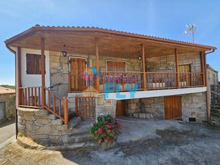 House in Nogueira de Ramuín