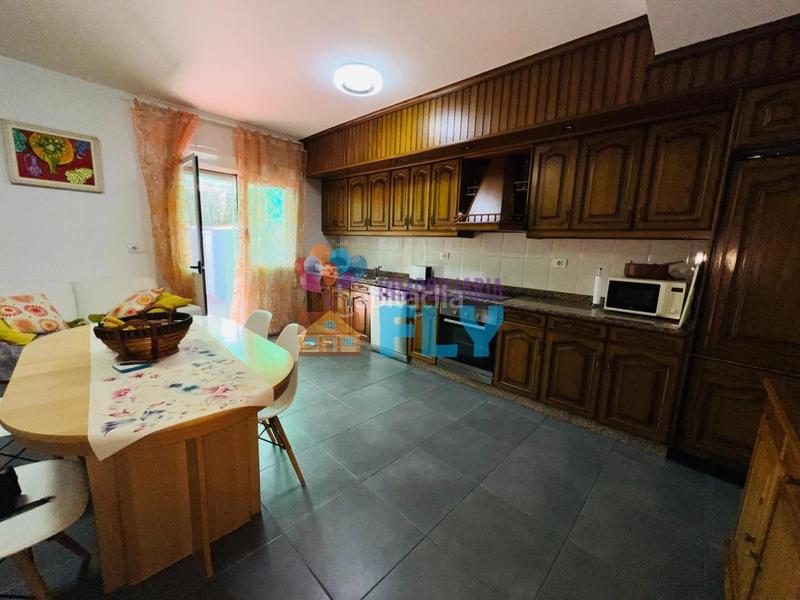 Foto 2502c4d6-e9c4-413d-9b27-78bdf0d4769c. Apartment with heating in Casco Viejo Ourense