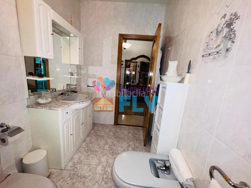 Foto 8ab8e9aa-7e56-42fb-90bb-c0f2ce12478a. Apartment with heating in Casco Viejo Ourense