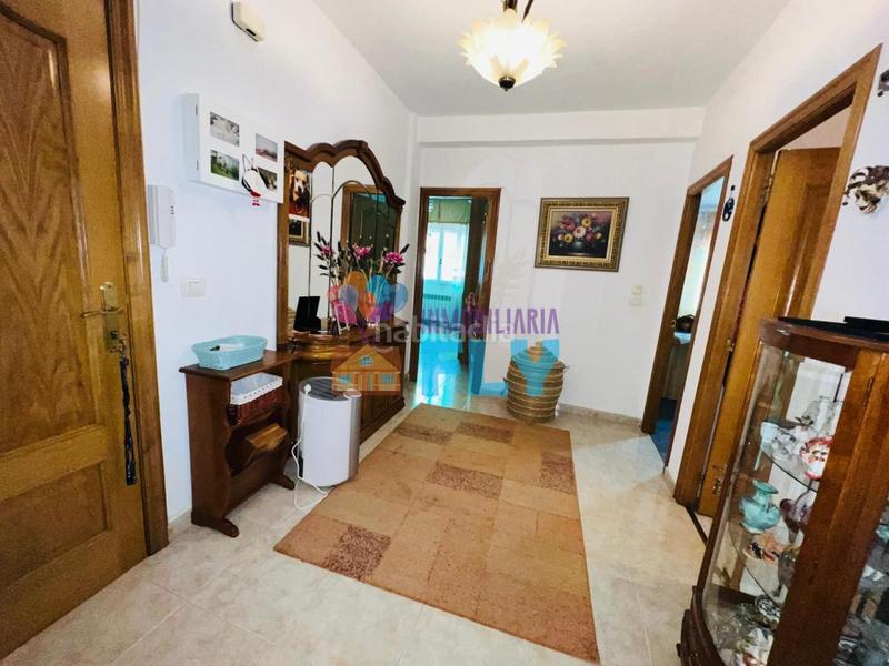 Foto aa424c6f-a2cc-41b0-82c7-dd9d592bf749. Apartment with heating in Casco Viejo Ourense