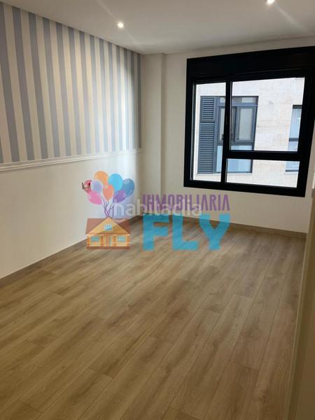 Foto f0223792-7747-4669-9321-2ce11426d833. Rent flat with heating in Centro Ourense