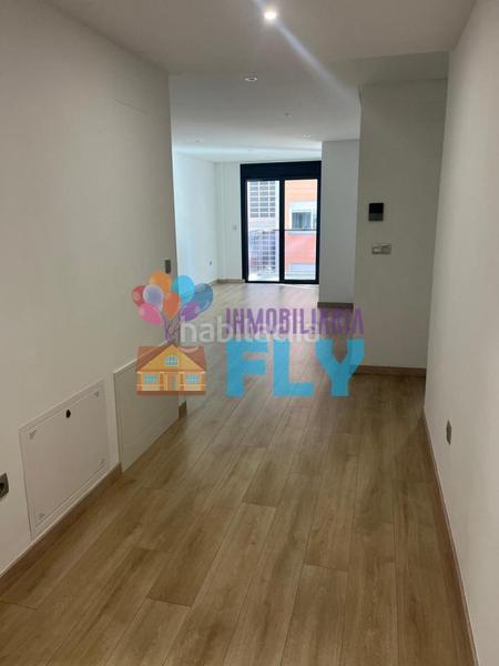 Foto c5c156ee-b3ac-482e-983b-0ce52053959b. Alquiler piso en Centro Ourense