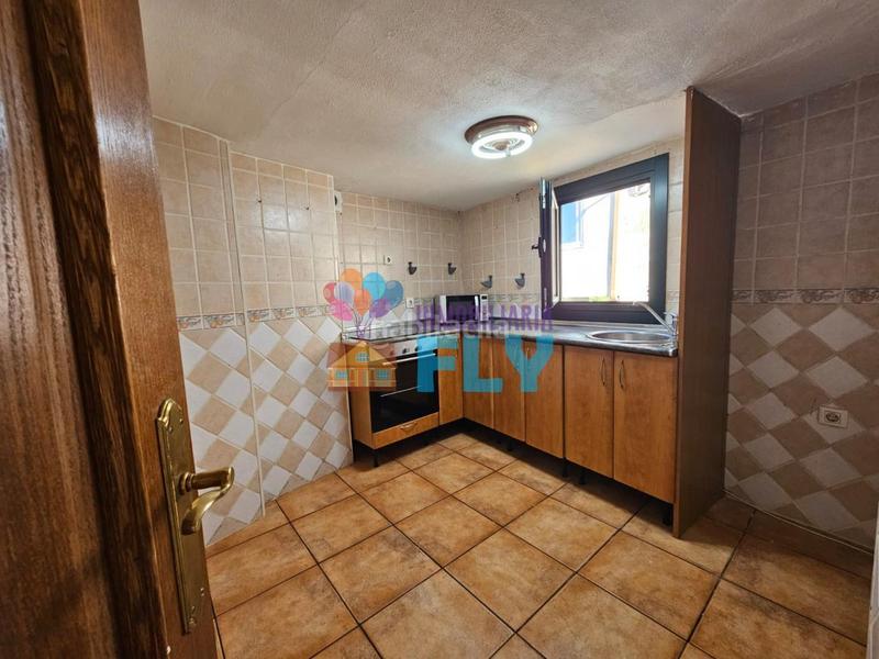 Foto c376fb38-51b5-47f2-abf0-36b8c4ec8766. Casa adossada amb calefacció a Vistahermosa Ourense