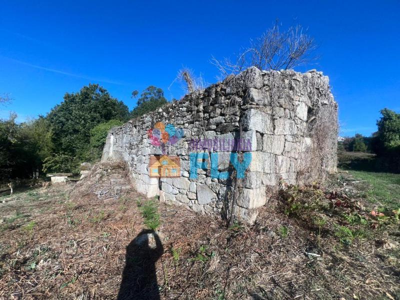 Foto 2669dda2-60f9-4c04-90bb-9e6604d3c744. Casa en Amoeiro