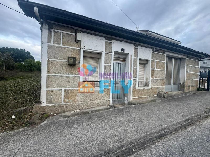Foto 15d99eb1-ee81-4393-8c95-a6968222beb9. Haus mit parking in Mariñamansa Ourense