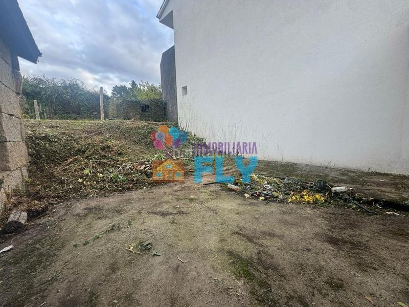 Foto fa993861-21b0-44f8-b4a6-212acd9cfd25. House with parking in Mariñamansa Ourense
