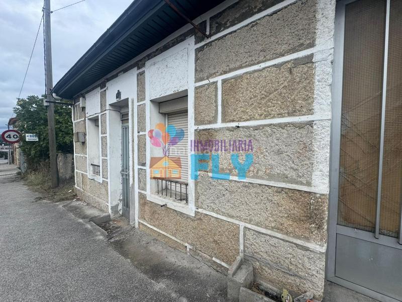 Foto 888f80e6-495d-4397-b77f-f8d8edec0ec3. Maison avec parking dans Mariñamansa Ourense