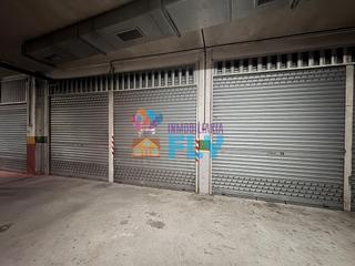 Car parking in Centro