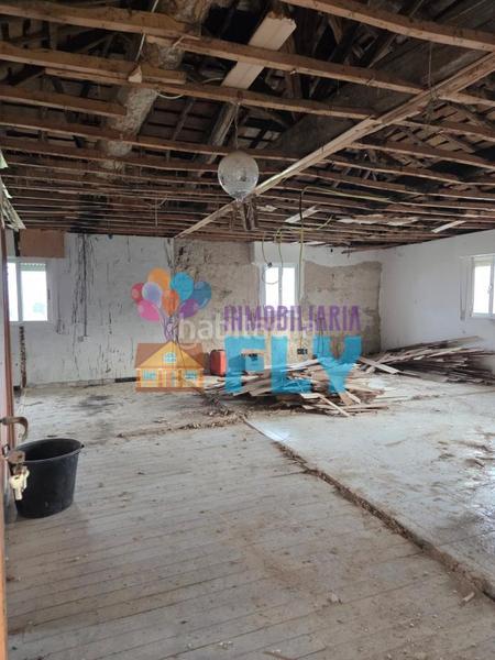 Foto dbdcd3ba-3780-4952-98fb-2b45bc843422. Maison dans Taboadela