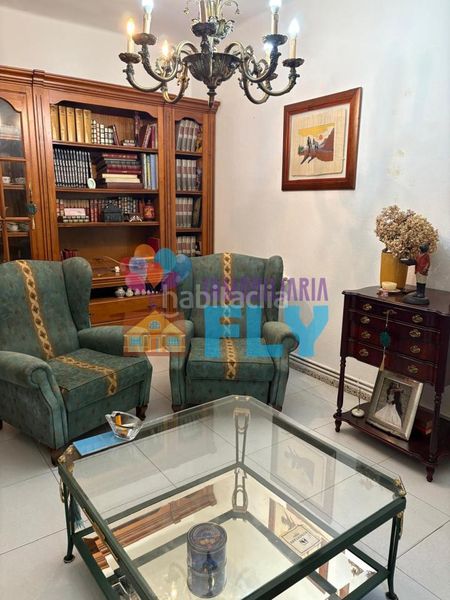 Foto f483f448-8224-4313-8b58-95b503b3a7fa. Pis amb calefacció a Mariñamansa Ourense