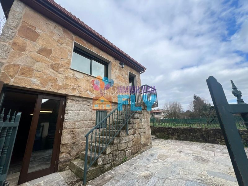 Foto 51de8f7c-d2b4-40a3-9a02-1629a170c450. Casa amb calefacció aparcament a Maside