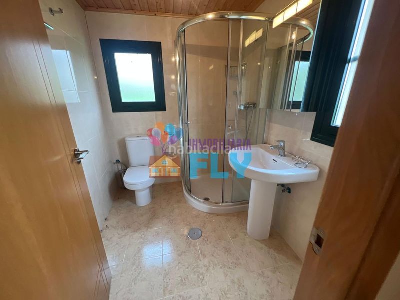 Foto 8e6bf468-89ce-41fa-ab82-875b099d03f6. Casa amb calefacció aparcament a Maside