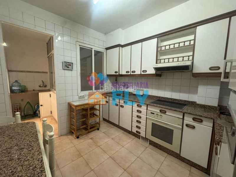 Foto 8a0f8b11-433a-4a5f-a545-f17d3b8315c4. Pis amb calefacció a Centro Ourense