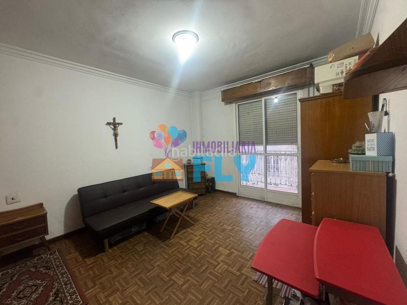 Foto aa598f4d-a4fa-4ac9-8dc1-c7a6dff416c5. Pis amb calefacció a Centro Ourense