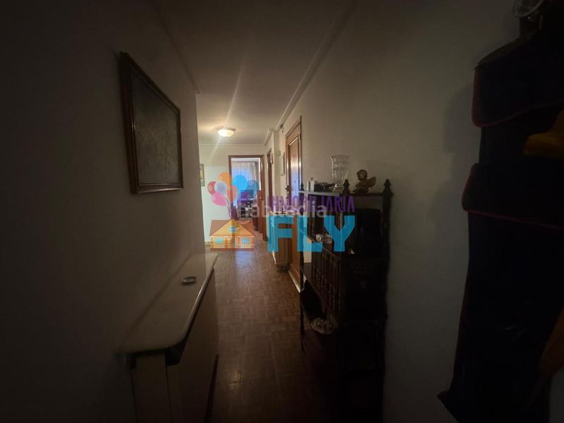 Foto 176a5b46-cf98-4dbb-9def-69fe7401e6d6. Piso en Centro Ourense