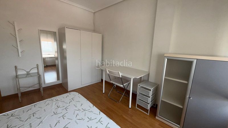 Foto 1e3fd1d0-5601-4e30-af2a-e7a2b64b072a. Pis amb calefacció a San Francisco Ourense