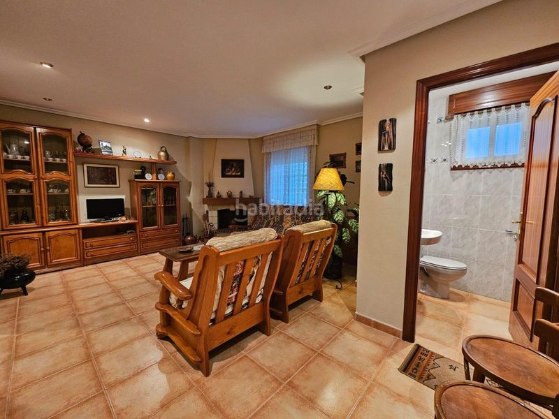 Foto 5a051f1b-0a8d-4895-8341-ab95d24e2f34. Casa a Teixeira (A)