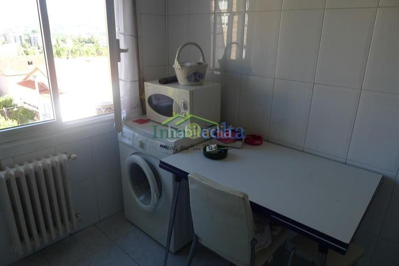 Foto b650bb81-8b16-46b2-8e74-98034749c711. Casa amb calefacció a As Lagoas Ourense