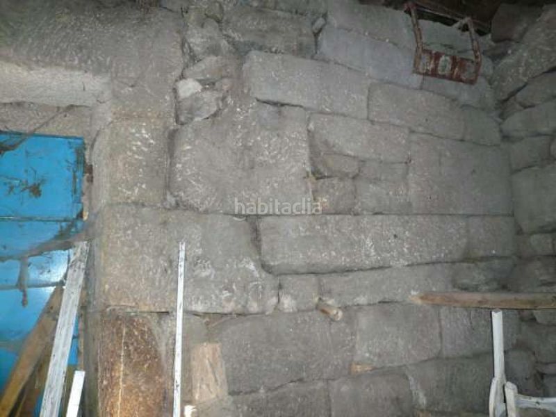 Foto a4113dd8-dbc1-4b34-9361-35813a87b801. Casa a Amoeiro