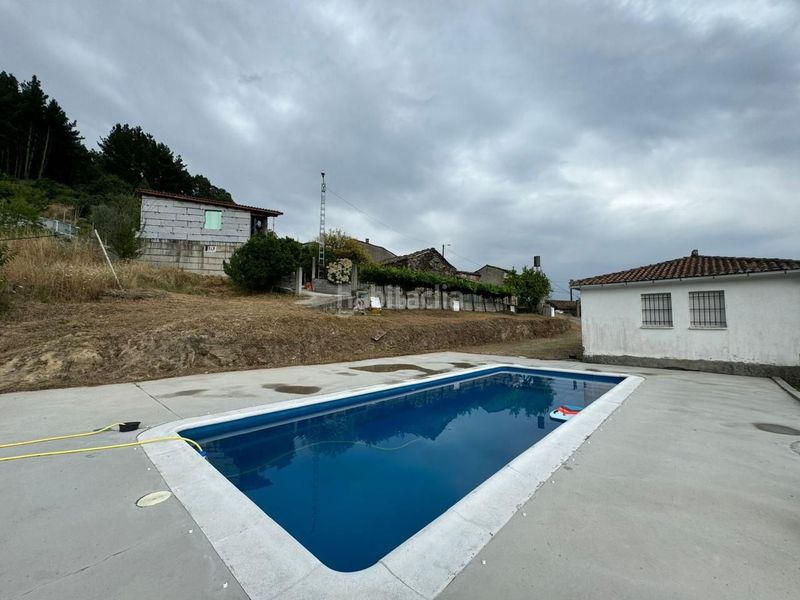 Foto 14c86da8-d73c-480a-a5a3-fa4364361210. Casa amb piscina a Peroxa (A)