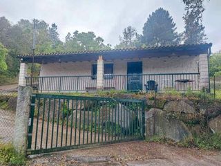 House in Barbadás. Oportunidad!!! se vende  casa con finca en piñor