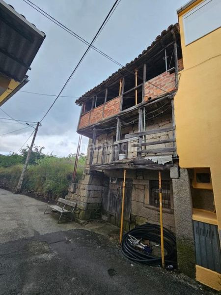 Foto 16cae717-76d0-4436-88e0-ae3ce1b058e6. Casa a Nogueira de Ramuín