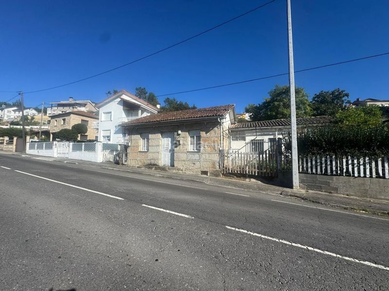 Foto 9660ffab-f83a-46a3-bf07-556237edcdcb. Casa amb calefacció a As Lagoas Ourense