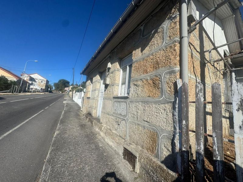 Foto bd53299d-e579-4f20-826a-95b8698ec7c7. Casa amb calefacció a As Lagoas Ourense