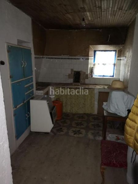 Foto 940ae902-0d04-43e8-b049-e0c596231a46. Casa a Veiga (A)