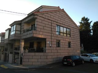 Casa in Carballiño (O). Adosado en o carballiño