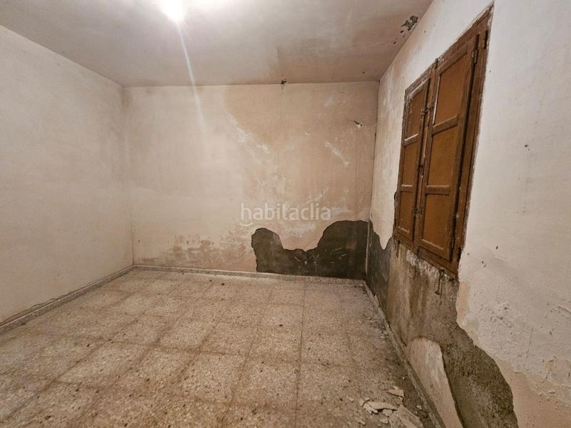 Foto fee67b0f-7d04-429b-8152-c55a8b5e9fbf. Casa a Amoeiro