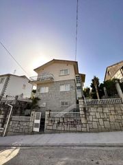 Casa a Ventiun. Oportunidad!!! casa independiente  de tres plantas en venta en e