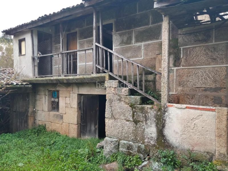 Foto dcb99813-0240-43d9-92ea-8c3a4696f82c. Casa a Amoeiro