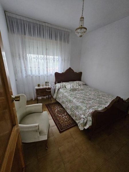 Foto 5edb1b07-f053-47ae-b618-f2a101d05c56. Casa a Vilamarín