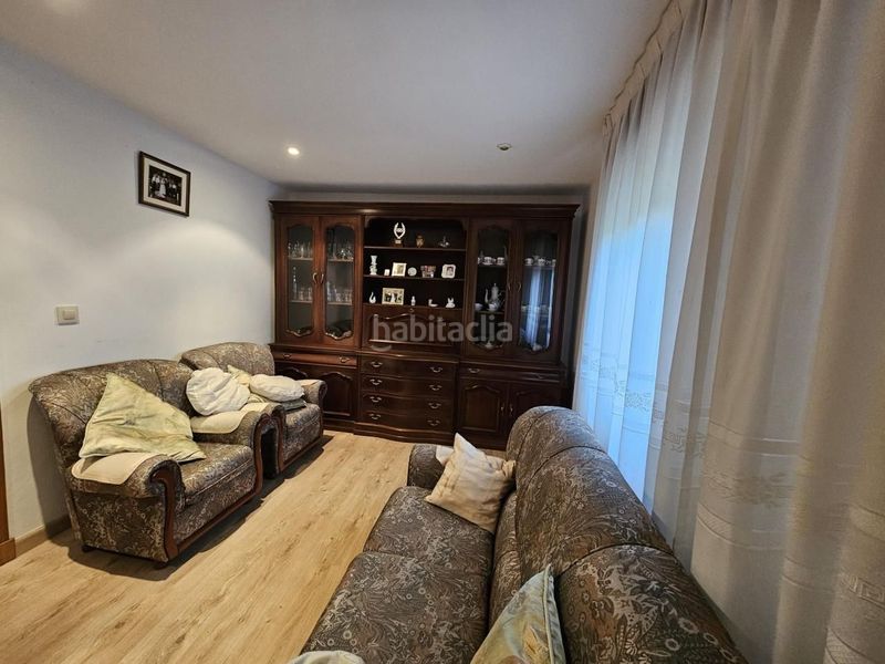 Foto 9a0a962a-8e75-412d-8978-e5c0c3391c85. Casa a Vilamarín