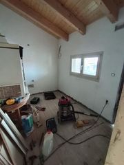 Maison à San Cibrao das Viñas. Oportunidad!!! se vende casa semireformada con jardin  en san ci