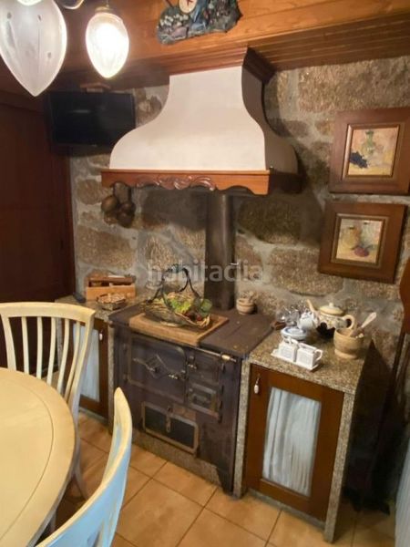 Foto 2890f34b-1660-4409-b975-ae204cef853f. Casa amb calefacció a Vilamarín