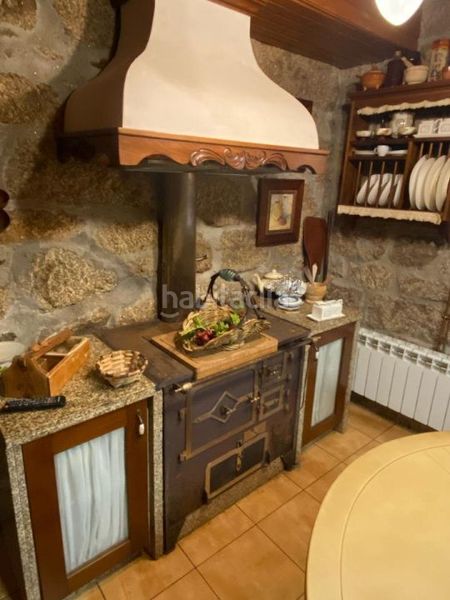 Foto 4e0b54a9-8778-40ff-9a21-72bd2ded4fd8. Casa amb calefacció a Vilamarín