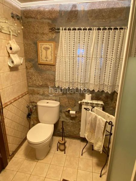 Foto d56bd988-c71d-4008-9549-5abb666623b4. Casa amb calefacció a Vilamarín