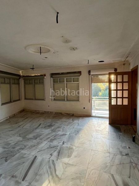 Foto cf78977f-f8d0-453c-995b-4197b0456768. Casa a Coles