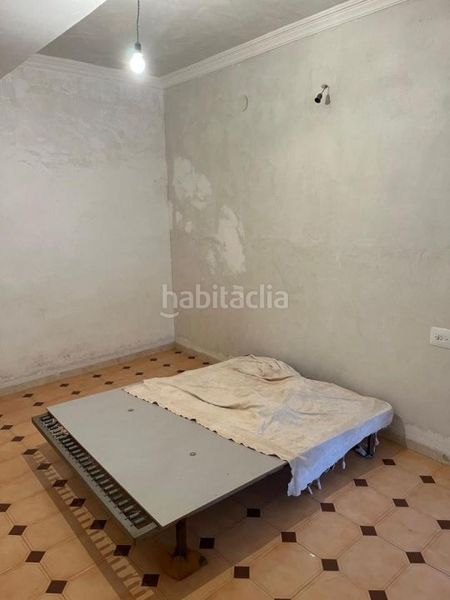 Foto ef8dbb01-60a6-4fd9-8fcb-ff942f4c38c8. Casa a Coles