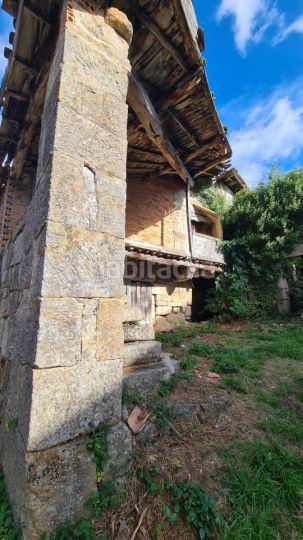 Foto b224be42-c836-42ab-8e15-d3220dd71130. Casa a Nogueira de Ramuín