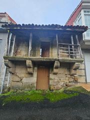 Haus in Esgos. Se vende casa para restaurar y con terreno en esgos
