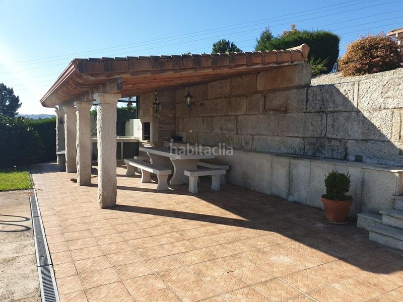 Foto 3b00ed81-5e1c-41e2-837d-be464b809897. Casa amb calefacció piscina a Ventiun Ourense