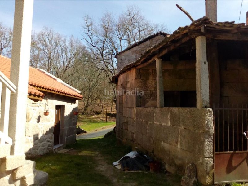 Foto edafe75c-a8e8-41ff-bbc3-133202126dae. Casa a Amoeiro